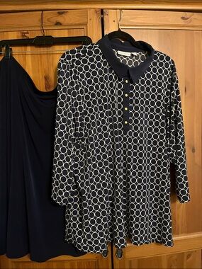 Susan Graver Navy & White Blouse Circle-Print with Navy Aline Skirt